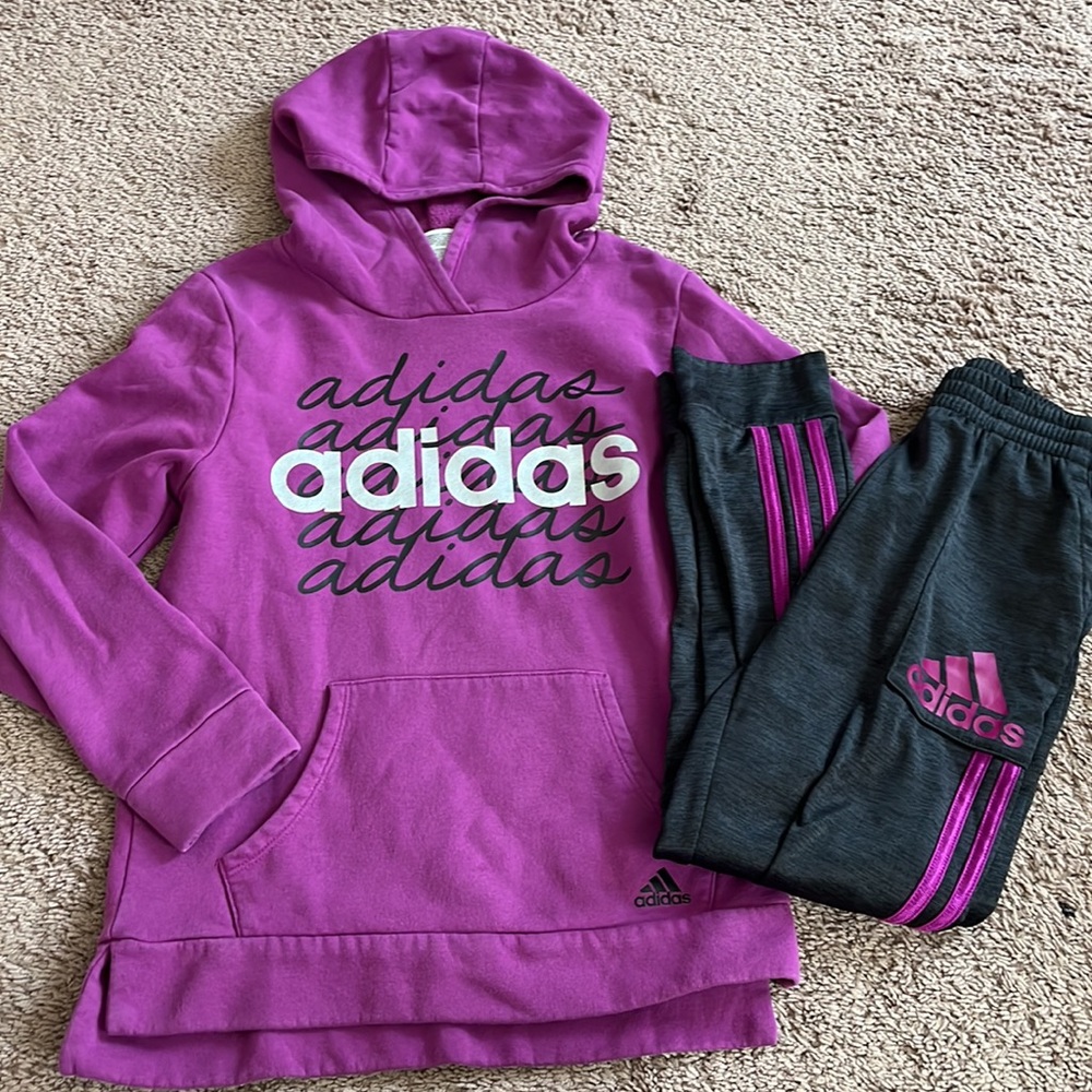 Hoodie and sweatpants set